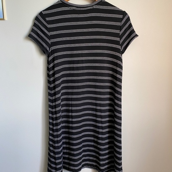 Lou & Gray Women's Black with White‎ Stripes Heavy T-Shirt Dress Size X-Small - Picture 5 of 12